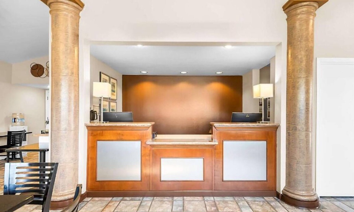 South San Jose Hotel | Spend your Super Bowl Stay at Sure Stay Plus Hotel San Jose Central City!