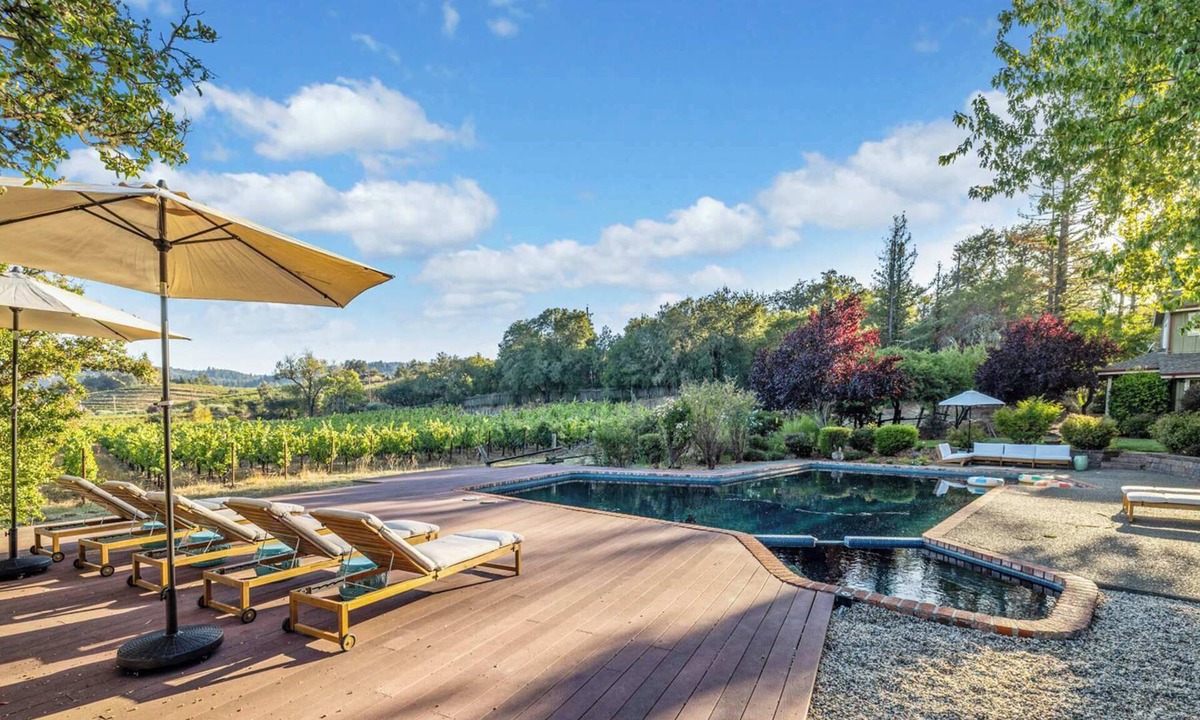 Healdsburg House | Sprawling Vineyard Estate - Pool, Hot Tub - Stunning Views!