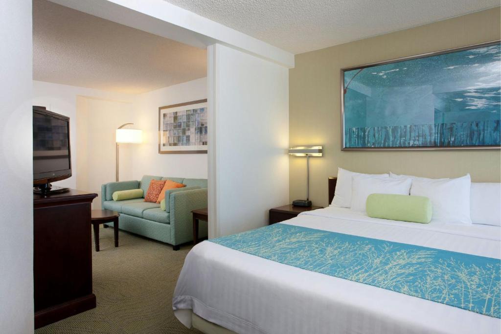 Hawthorne Hotel | SpringHill Suites Los Angeles LAX/Manhattan Beach