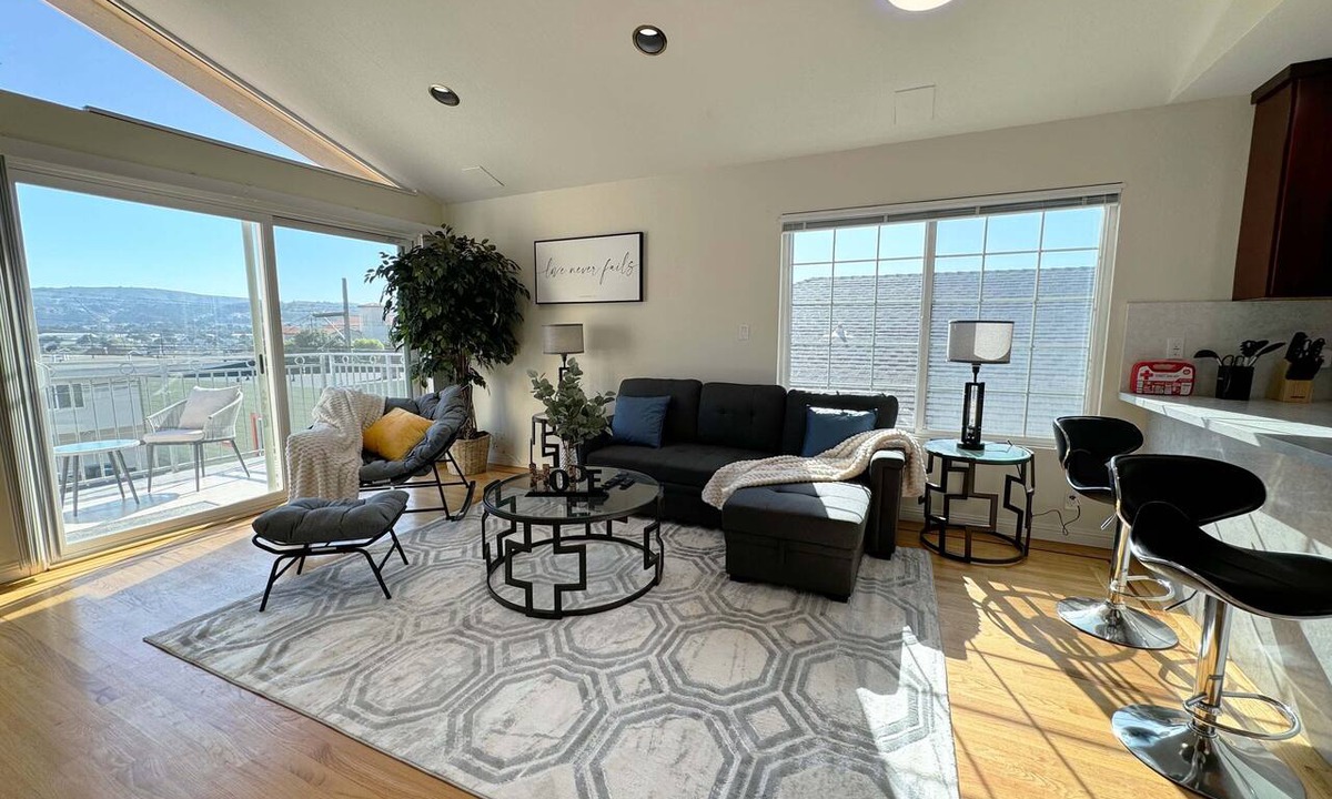 Downtown House | Stunning House in South SF