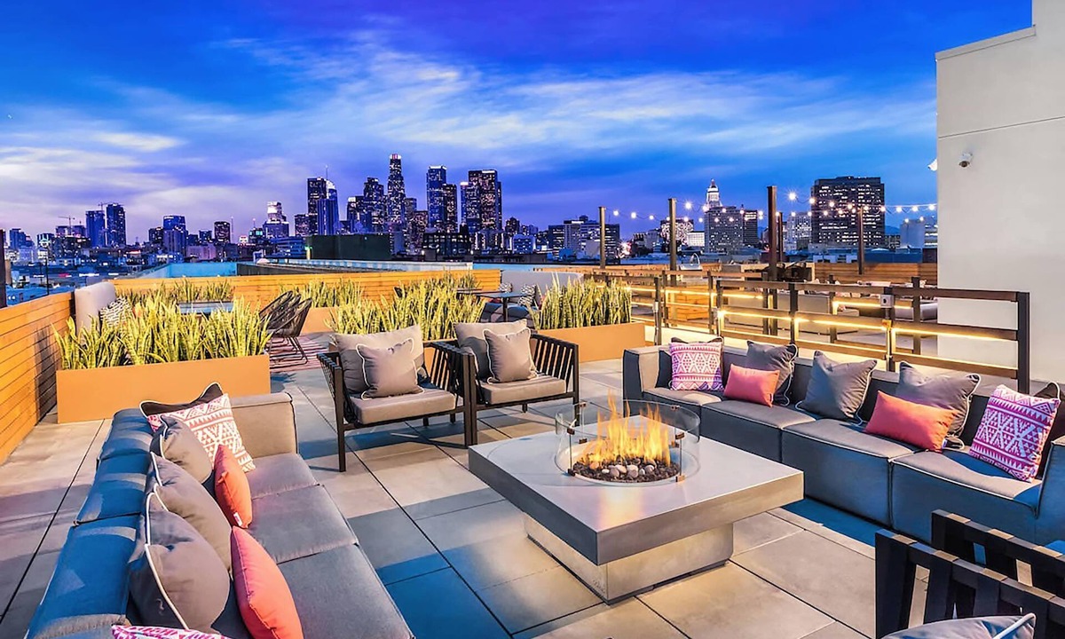 Chinatown Apartment | Stylish 2BR Near Dodgers Stadium by Oneluxstay