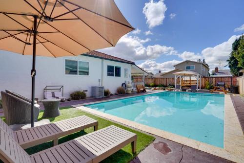 Livermore House | Sun-Soaked Livermore Gem with Patio & Fire Pit!