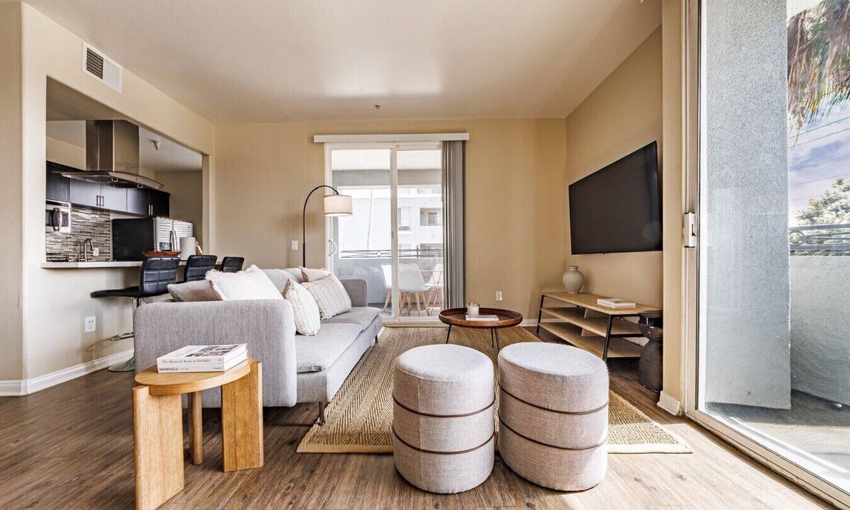 Marina del Rey Apartment | Sunny 3BD/3BTH in Marina Del Rey! Near LAX