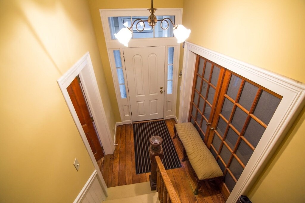 Downtown House | The Downtown House, 5br Historic Downtown Truckee, newly remodeled, free parking