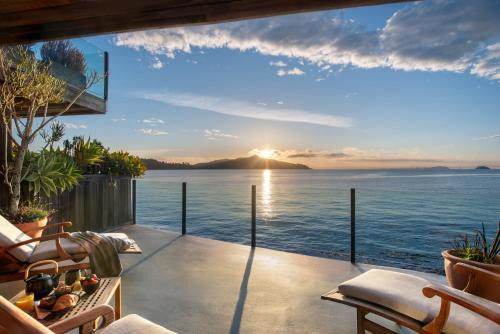 Sausalito Hotel | The Inn Above Tide