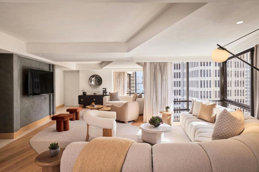 Financial District Hotel | The Jay, Autograph Collection