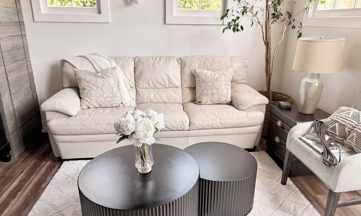 Los Alamos Apartment | The Nest · Sun-Drenched Loft · Private · Walk to Everything
