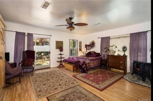 Oakhurst Apartment | The Secret Hideaway