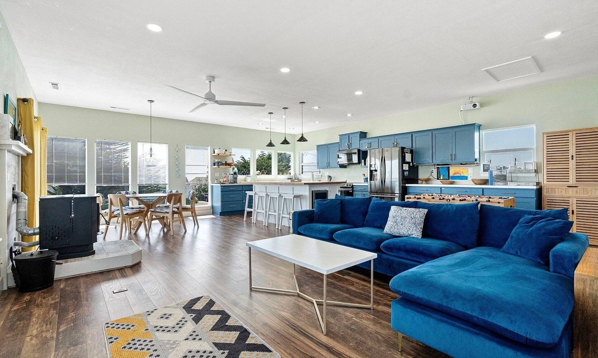 Crescent City House | This Is It | Ocean Views, Walk to Park & Beach