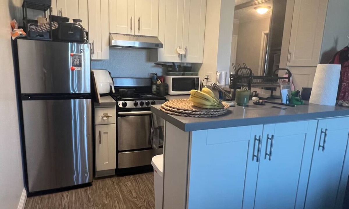 Palms Apartment | Top-Floor Studio. Pool, Hot Tub &FreeParking