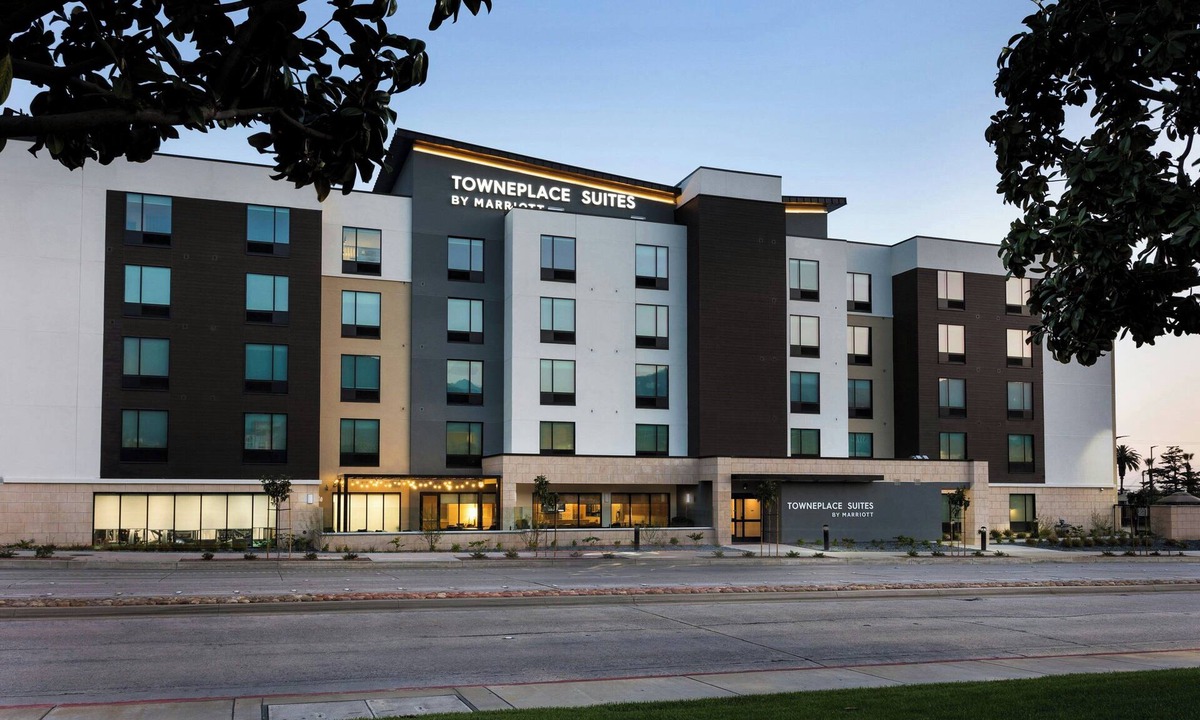 Monrovia Hotel | Towneplace Suites By Marriott Monrovia