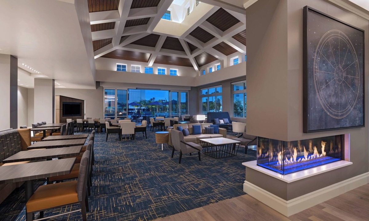 San Diego Hotel | TownePlace Suites by Marriott San Diego Airport/Liberty Station