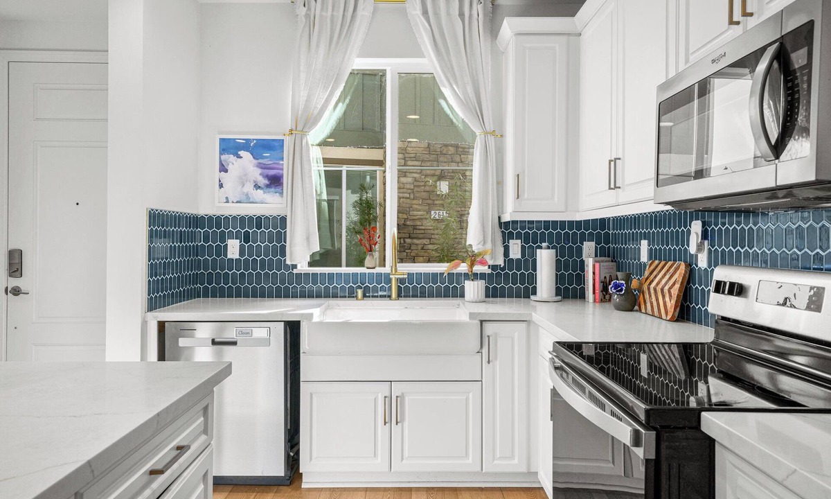 Spring Valley House | Turnkey Luxury in a Stunning New Build 3 Bedroom Home