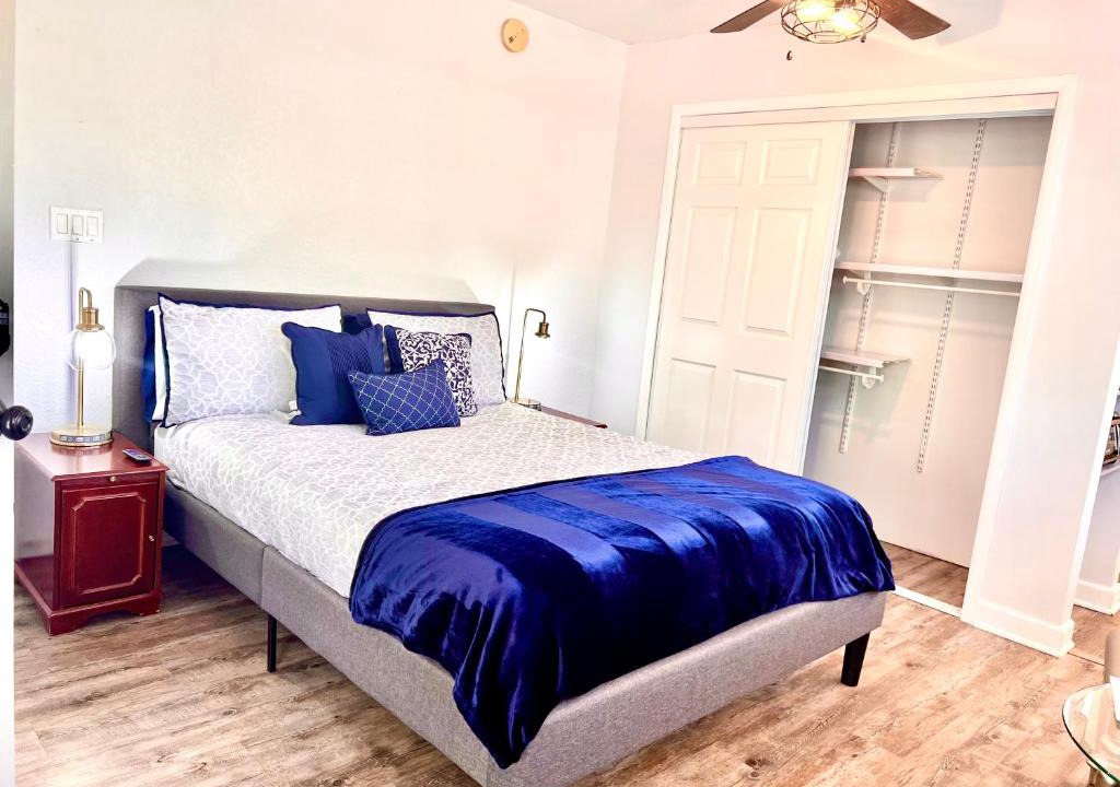 Payson House | Upgraded, Stylish & Comfy 1 Bedroom/1 Bath Studio