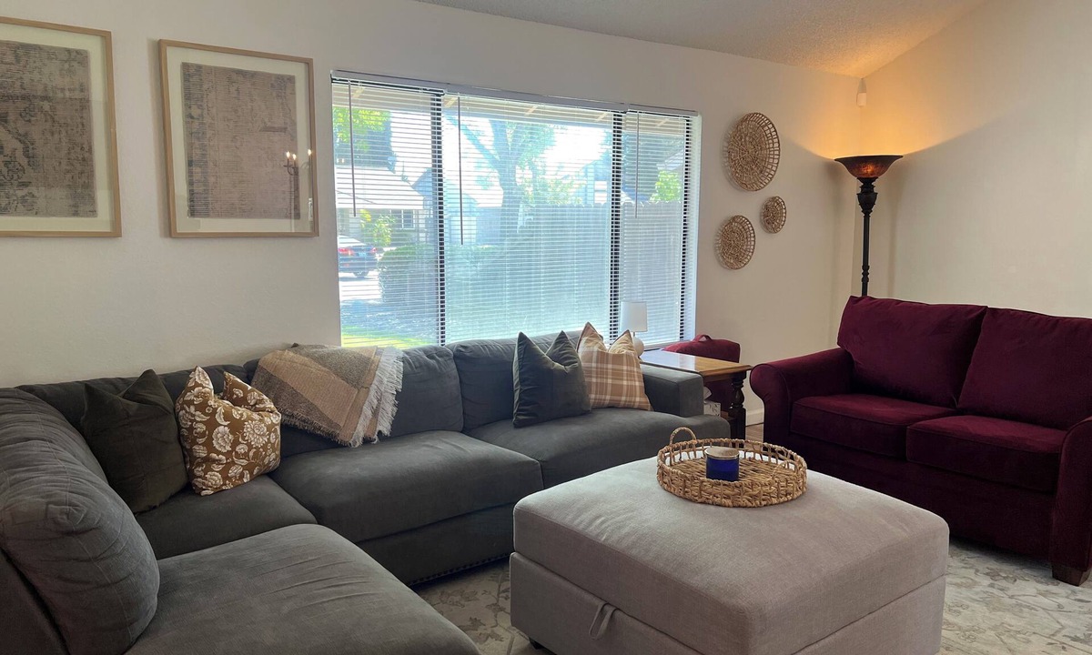 Turlock House | Valley Getaway: Spacious Home Perfect for Groups