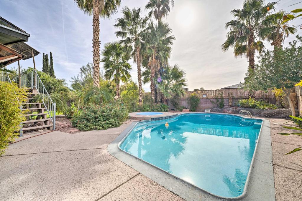 Charleston Preservation House | 'Vegas Oasis' Home w/Pool & Spa: 7 Miles to Strip