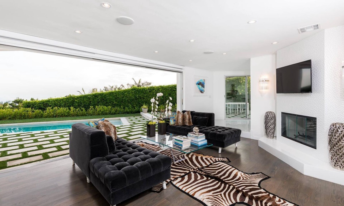 Hollywood Hills West House | Venus Modern