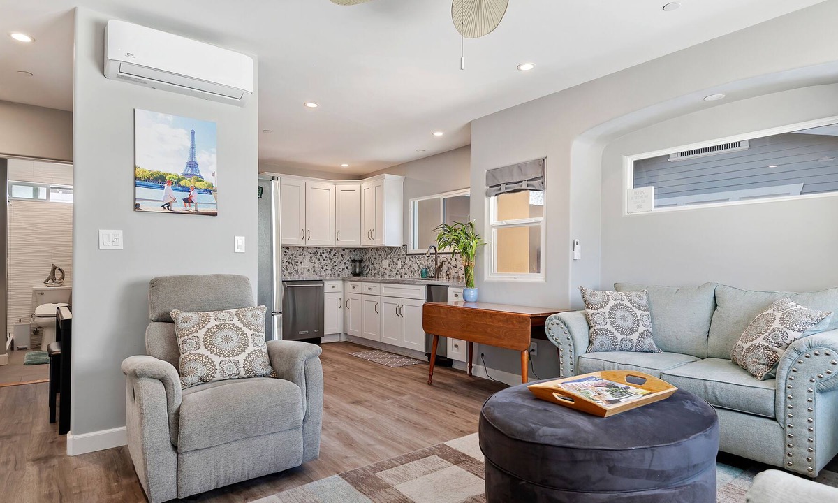 Santa Barbara House | Vintage Downtown Charm, Quiet neighborhood 2 bedroom 1.5 bath with off street parking