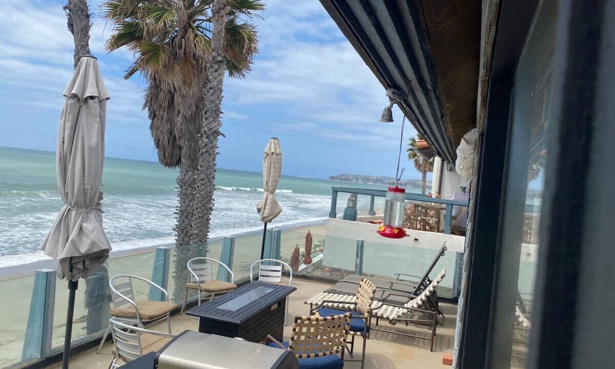 Capistrano Beach House | Whale Rock House Beach Front 1st/2nd Floors 16 MAX (STR#03-2662)