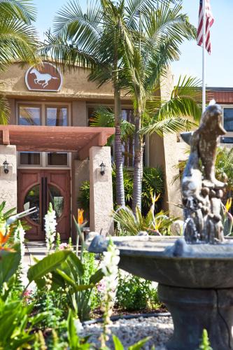 Solana Beach Hotel | Winners Circle Resort
