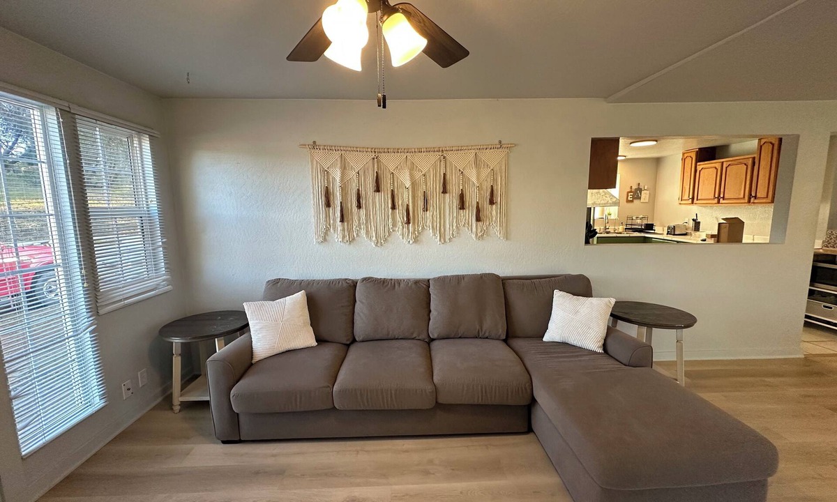 Mariposa Cottage | Yosemite Cottage Escape