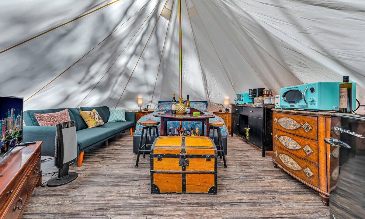 Los Gatos RV Rental | Yurt On Top - Swim, Hike, Glamp
