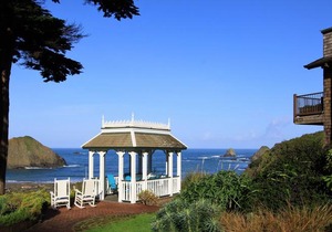 Elk Cove Inn & Spa