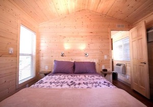 Soledad Canyon Wheelchair Accessible Cottage 16