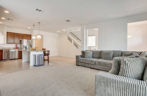Enterprise House | 10 Mi to The Strip: Spacious Extended Vegas Stay!