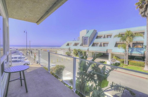 Downtown Condo | 124 Park Ave in Pismo Beach