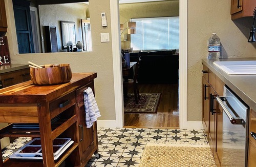 Altadena House | 1920s QUIET North Park Casita - Near EVERYTHING!