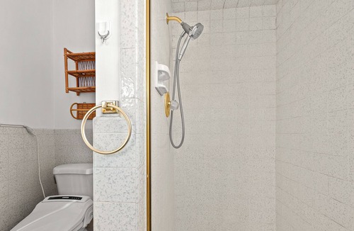 Mayflower Village House | 1BR Hidden Suite | Pool and Orchard