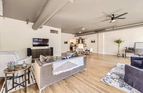 LoDo Apartment | 1BR LoDo 30+: Warehouse Loft Parking, Gym, Rooftop