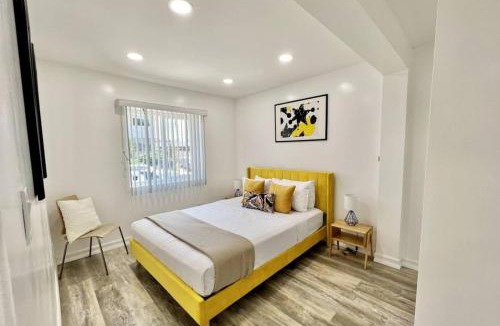 Mid-City Apartment | 2-bedroom apartment Central San Diego!