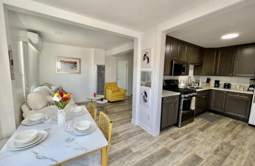 Mid-City Apartment | 2-bedroom apartment Central San Diego!