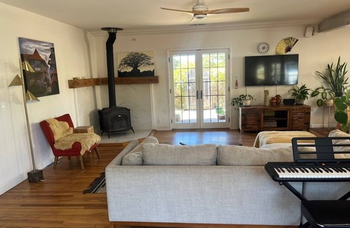 Eastside Santa Cruz House | 2-bedroom house in Santa Cruz near the beach