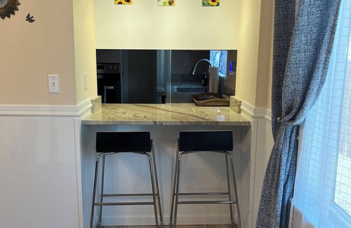 Altamont House | 2 Bedroom Near Downtown, OIT, and Sky Lakes Hospital