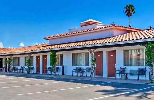 Yuma Townsite Apartment | 2 Queen Beds|Nsmk|Yuma AZ