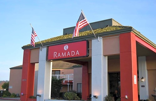 Pacific Hotel | 2-Star Hotel ∙ Ramada by Wyndham Arcata