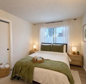 Salinas House | 25-Min Monterey Retreat