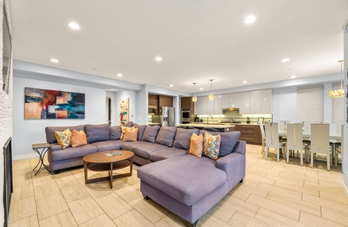 Hollywood Beach House | 25%Off July 19-24 Walk 2 Beach, Amazing Ocean View