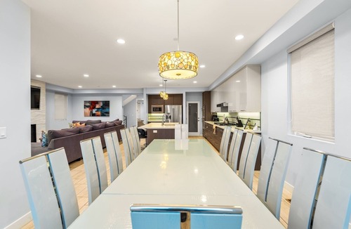 Hollywood Beach House | 25%Off July 19-24 Walk 2 Beach, Amazing Ocean View