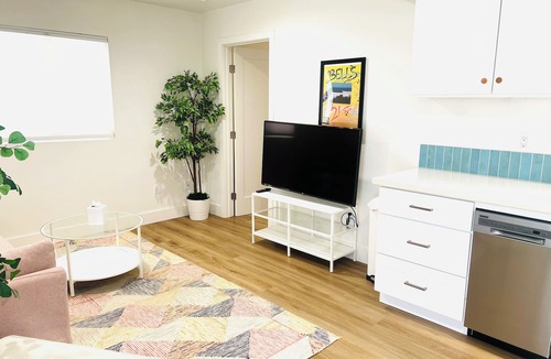 Silver Strand House | 25% Off July! Steps To Sand, Prime Location