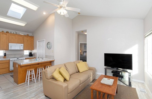 Downtown House | 253 Park Ave in Pismo Beach