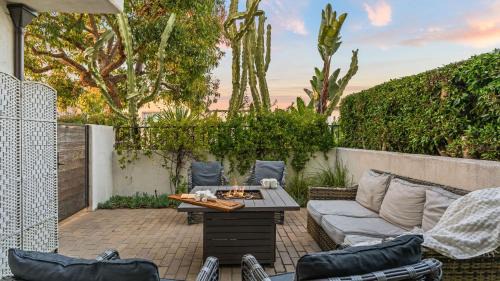 San Clemente House | 257 Trestles Trailhead 2 by AvantStay