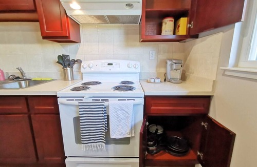 Jackson Park Apartment | 261-11 Cozy 1-Bedroom Apartment near Downtown Mountain View