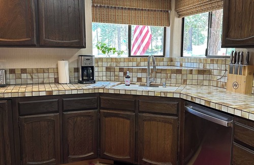 Graeagle Cabin | 3-bedroom cabin in Graeagle- Walk to town!