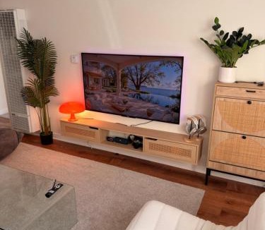 Venice Villa | 3 Bedroom in Prime location