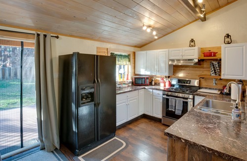 Lower Kingsbury House | 3 Mi to Heavenly Mountain Resort: Home w/ Deck