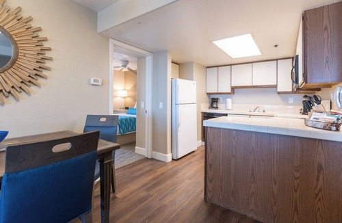 Capistrano Beach Hotel | 3 Units | Steps from Capistrano Beach | Outdoor Pool